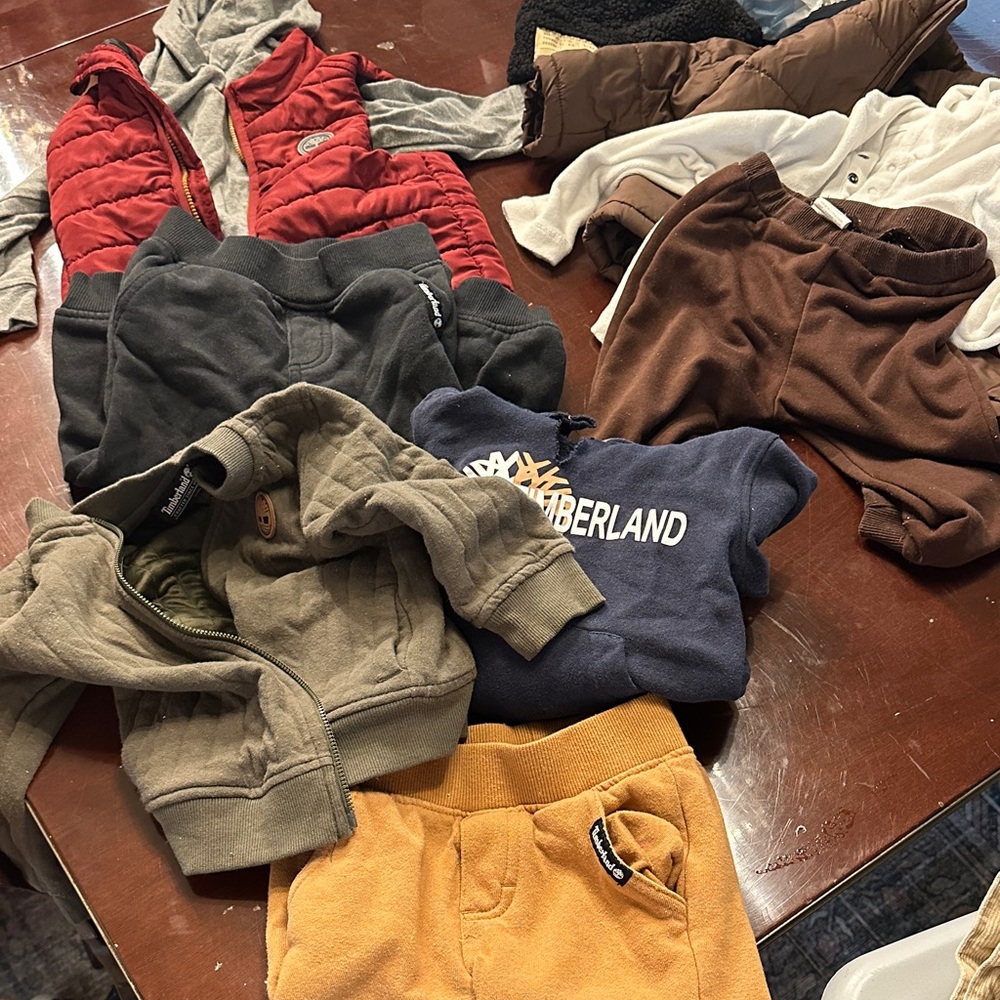 Bundle of baby boy 18M interchangeable fall / winter sweatsuits gently used